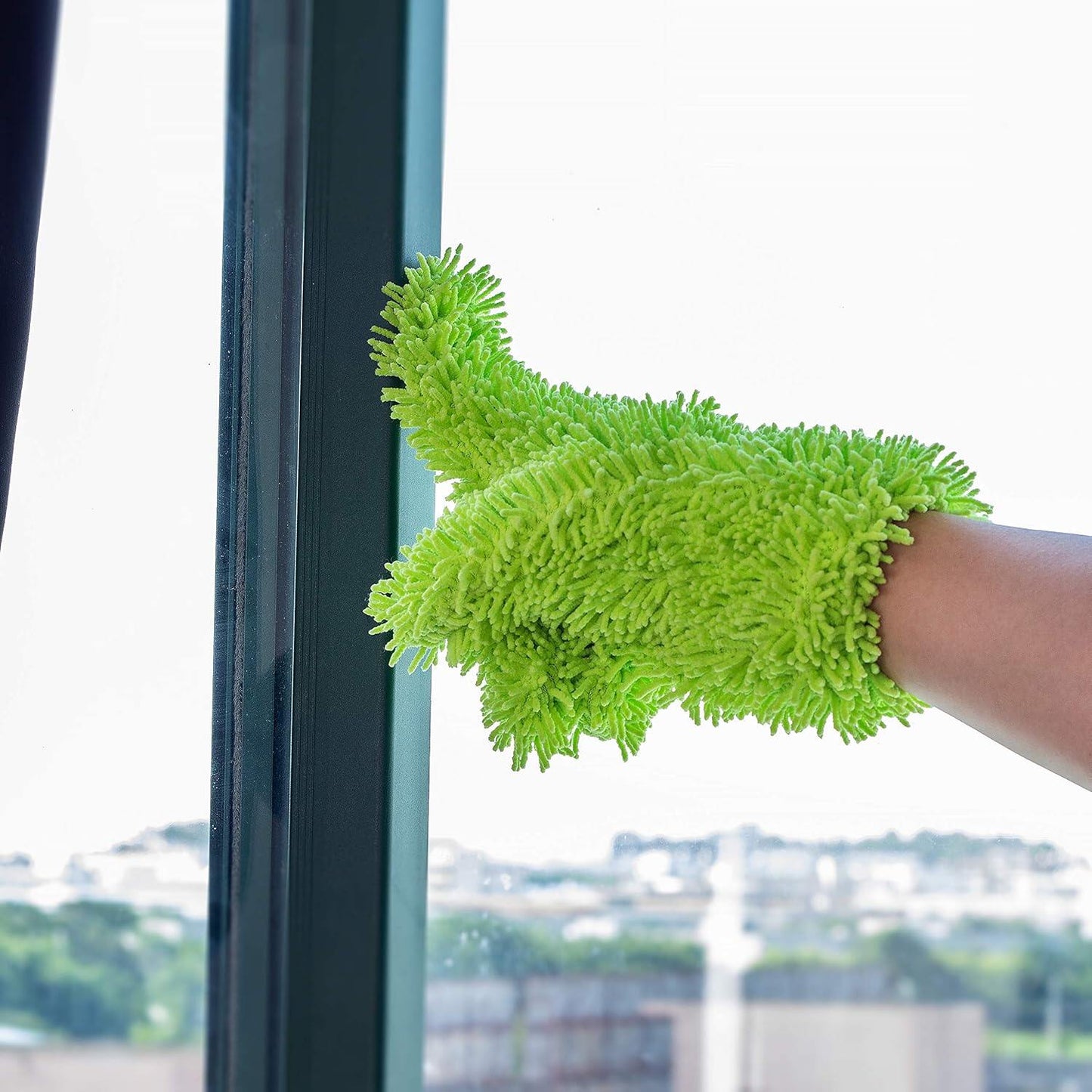 Microfiber Dusting Glove for Kitchen and Home